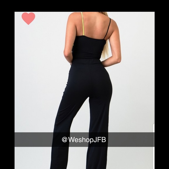 Two piece set - Picture 2 of 2